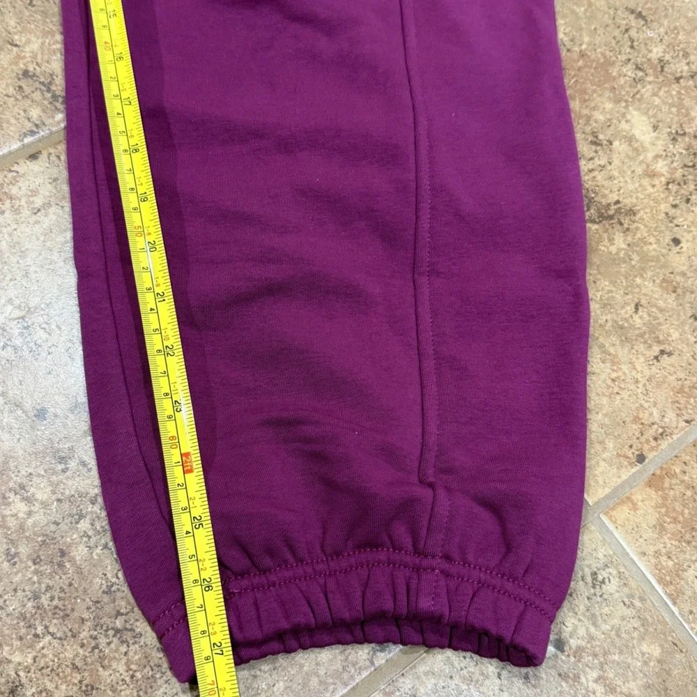 NWT Athleta Heavyweight Terry Cargo Jogger Pants L Magenta Wildberry Cargo Casua